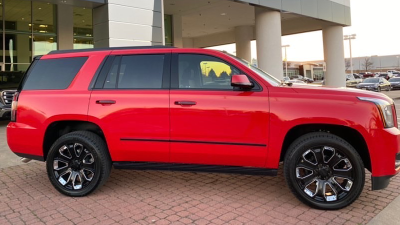 Gloss Carmine Red-color-change-car-vinyl-wrap-knoxville-tennessee jeep right side