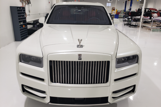 Gloss Pearl White-color-change-car-vinyl-wrap-knoxville-tennessee front