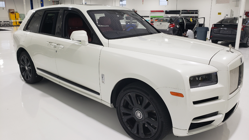 Gloss Pearl White-color-change-car-vinyl-wrap-knoxville-tennessee front right