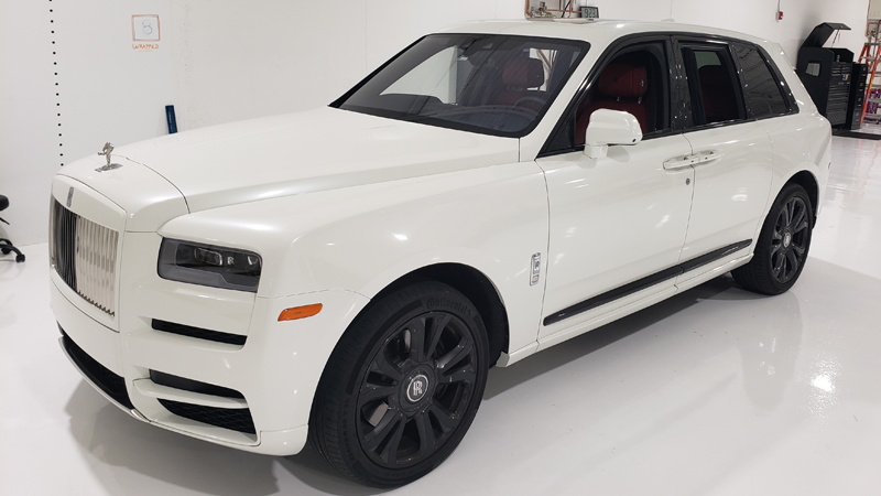 Gloss Pearl White-color-change-car-vinyl-wrap-knoxville-tennessee side mirror