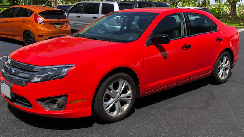 Gloss Racing Red-color-change-car-vinyl-wrap-knoxville-tennessee left side